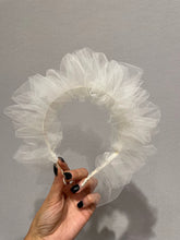 Load image into Gallery viewer, White Tulle headband