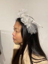 Load image into Gallery viewer, Embroidered headband