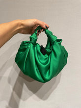 Load image into Gallery viewer, Eclectus bag